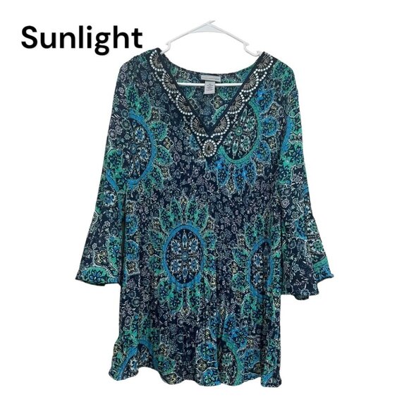 CATHERINES Women SZ 0X(14/16W) Accordion Pleat Tunic Top Bell Sleeve Embellished - Picture 1 of 12